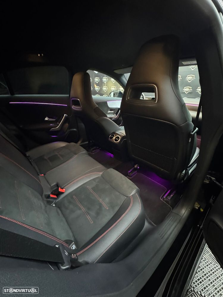 Mercedes-Benz CLA 180 d 7G-DCT AMG Line - 10