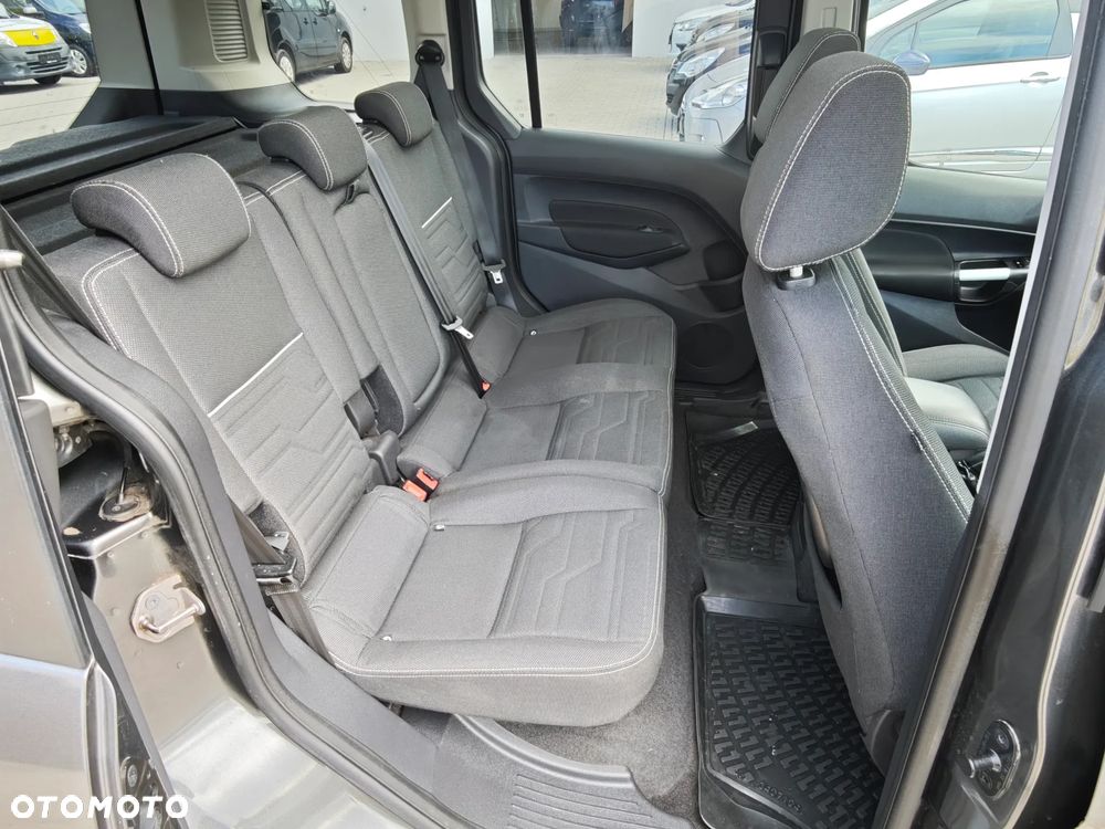 Ford Transit Connect - 21