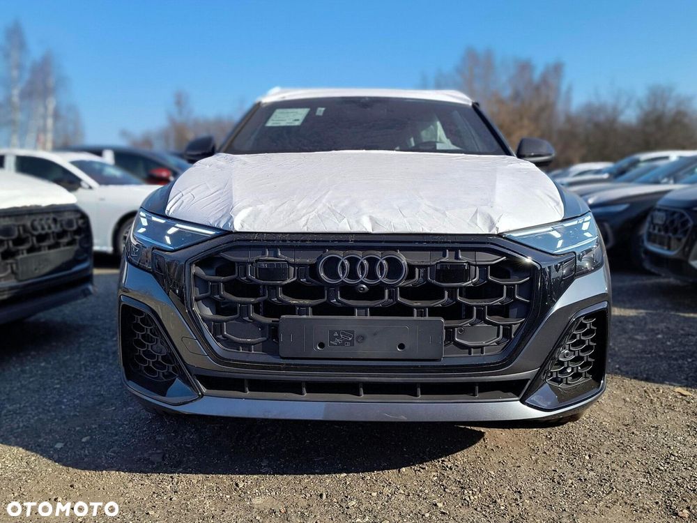 Audi Q8 - 2