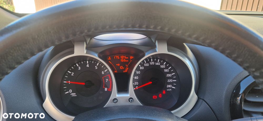 Nissan Juke 1.6 Tekna - 12