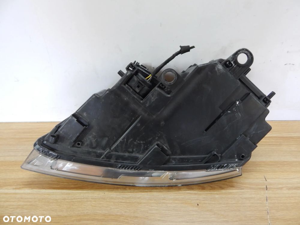 Lampa reflektor przód AUDI A8 s8 D3 02-10  Łuków części - 7
