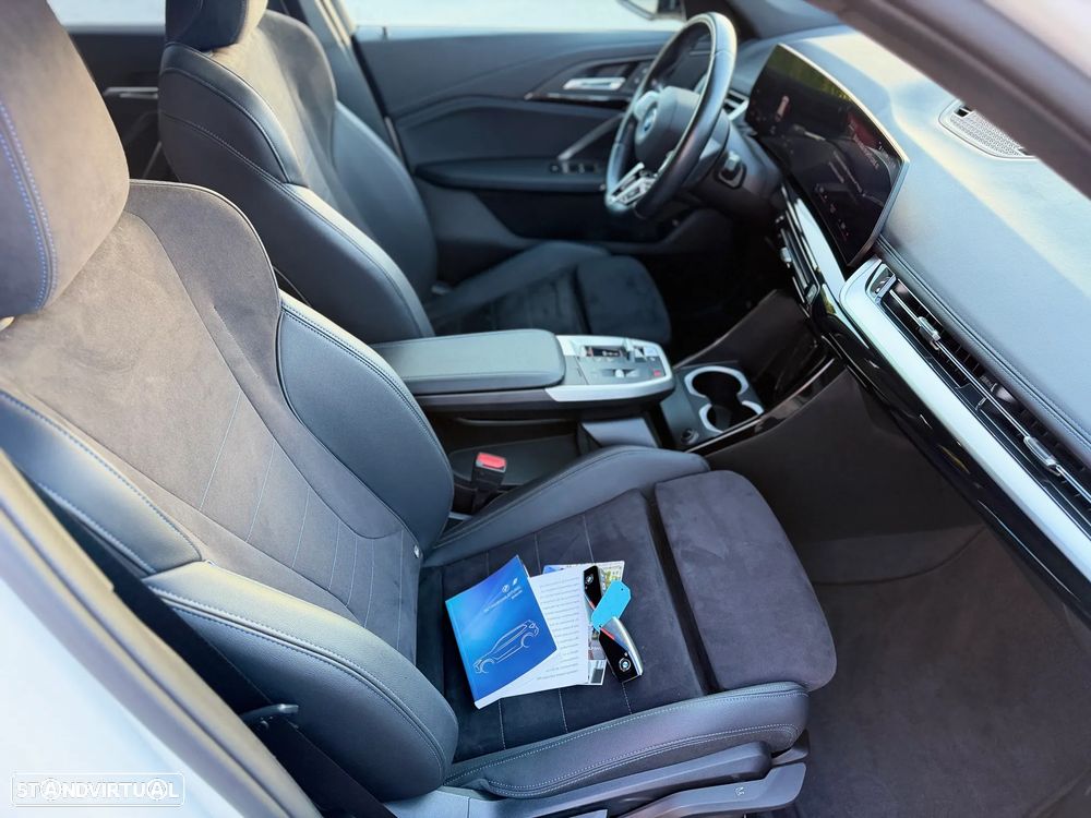 BMW iX1 xDrive30 Pack Desportivo M - 11