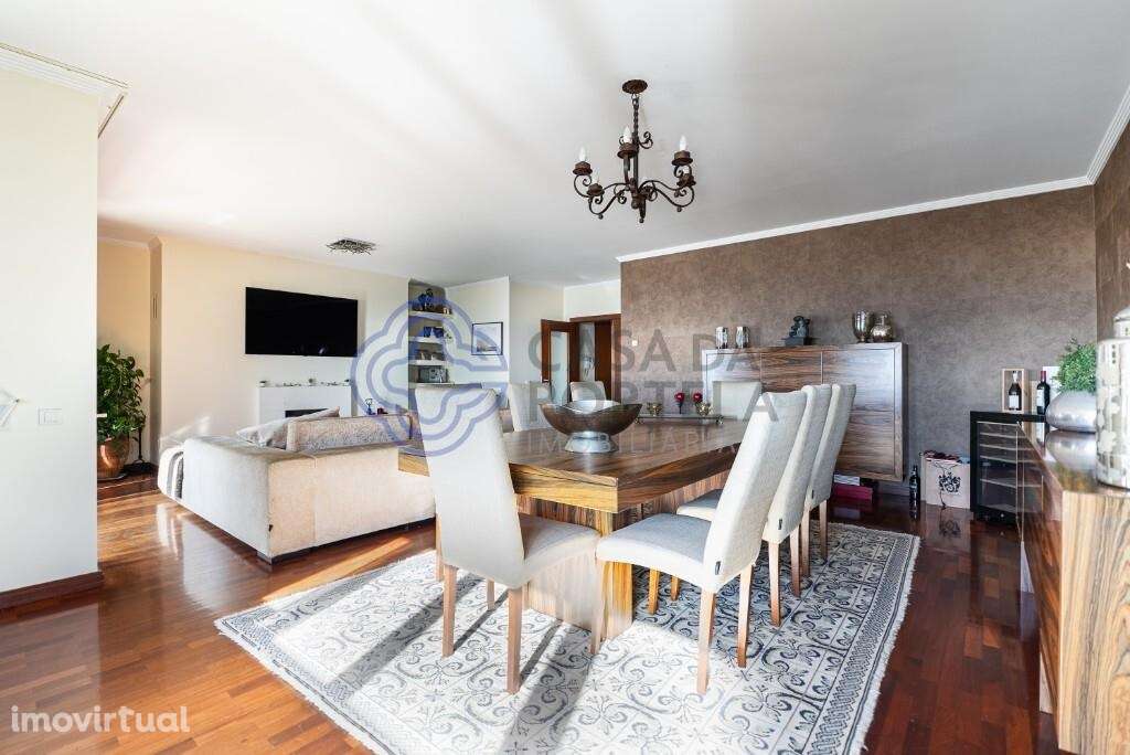 Apartamento T4 na primeira linha de mar, com vistas incríveis, em Mato - Grande imagem: 3/21