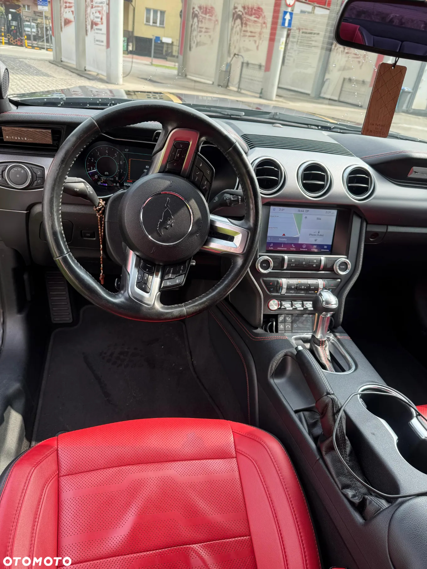 Ford Mustang - 14