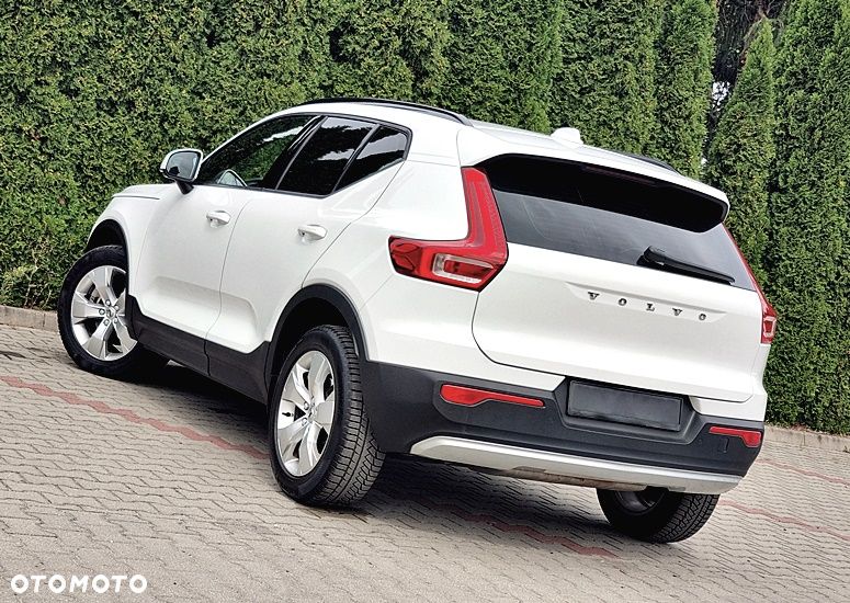 Volvo XC 40 B4 B DKG Ultimate Dark - 24