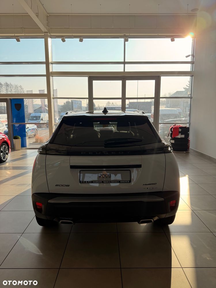 Peugeot 2008 - 4