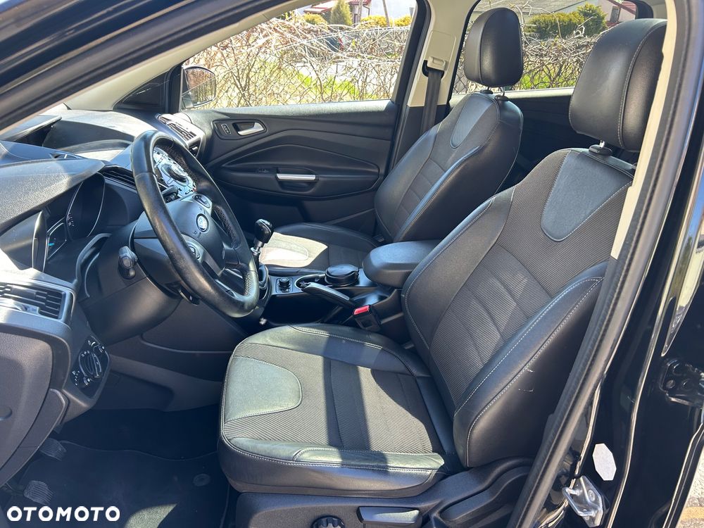 Ford Kuga 2.0 TDCi 2x4 Titanium - 31