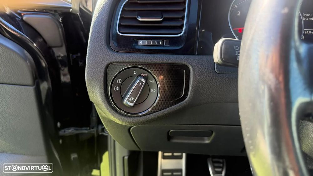 VW Golf 2.0 TDI GTD - 40