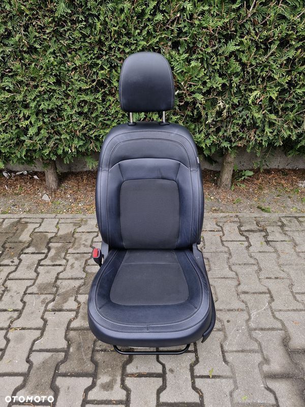 kia sportage iii 3 fotel kierowcy lewy przód przedni półskóra podgrzewany - 1