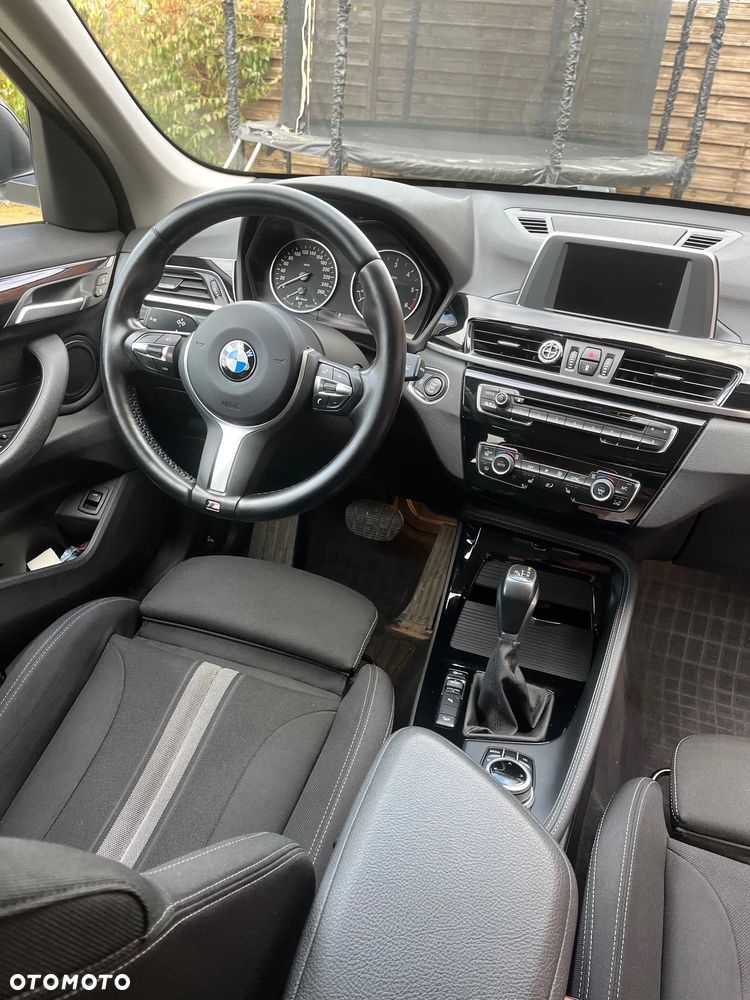BMW X1 xDrive20d Sport Line sport - 9