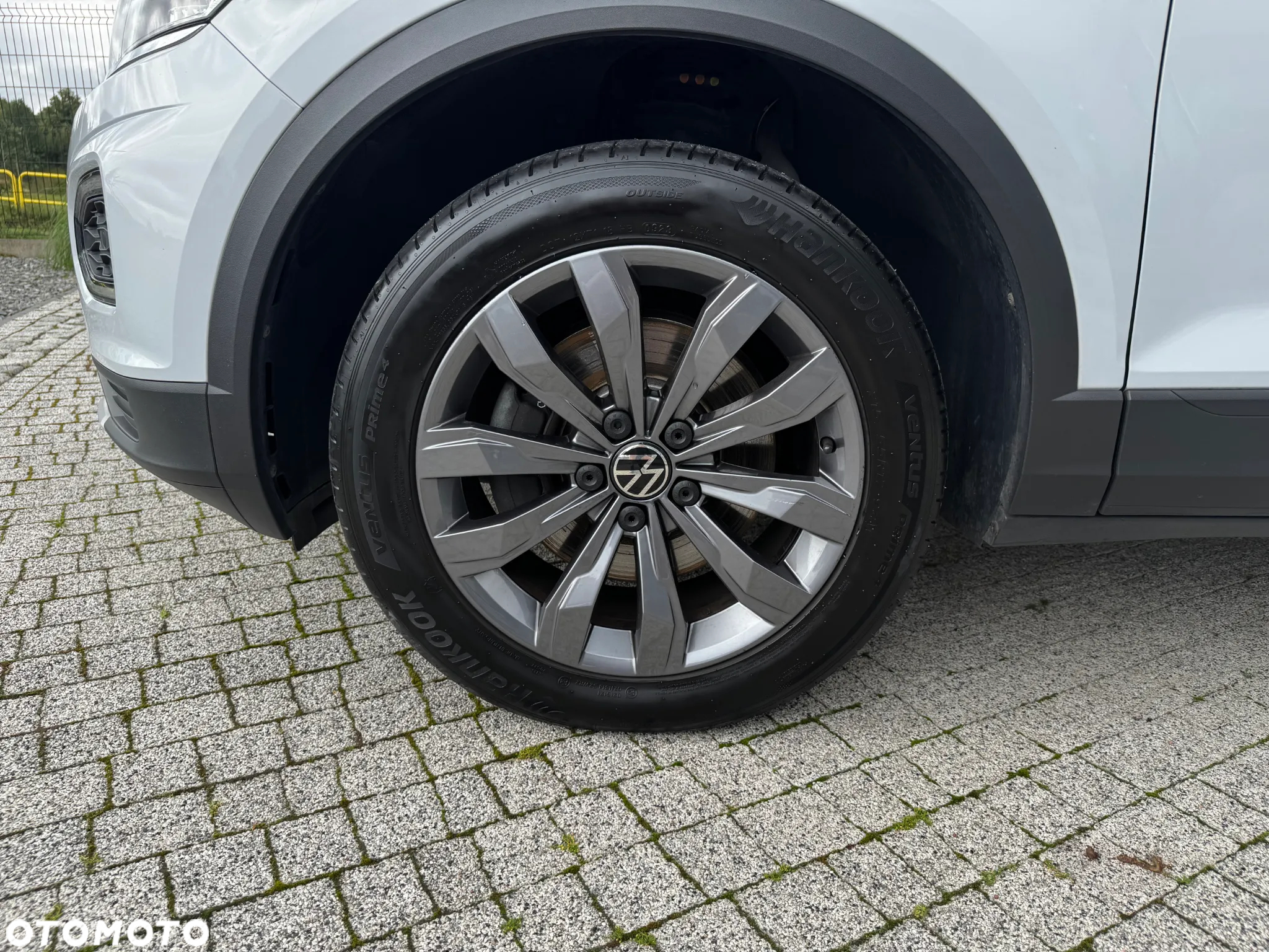 Volkswagen T-Roc 2.0 TDI SCR DSG IQ.DRIVE - 12