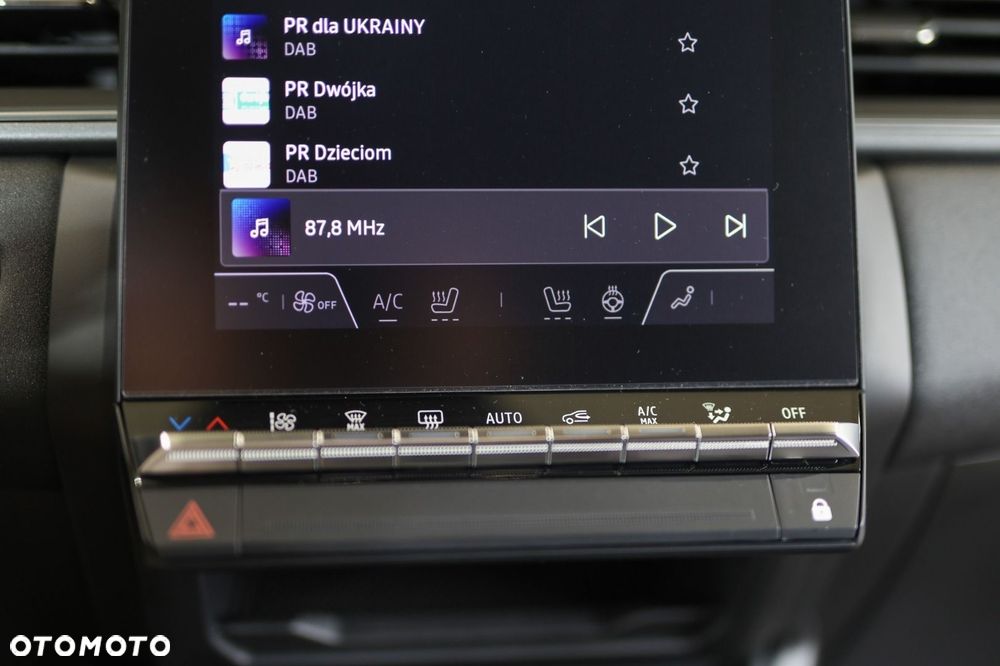 Renault Captur - 18