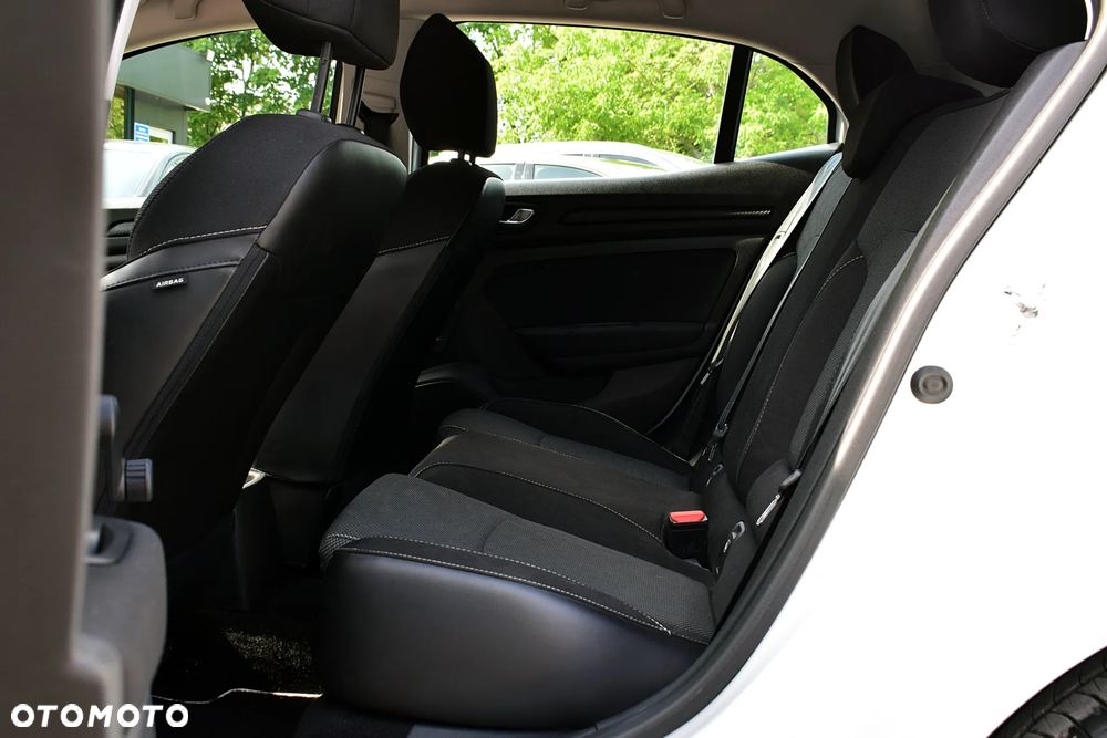 Renault Megane 1.2 Energy TCe Intens - 6