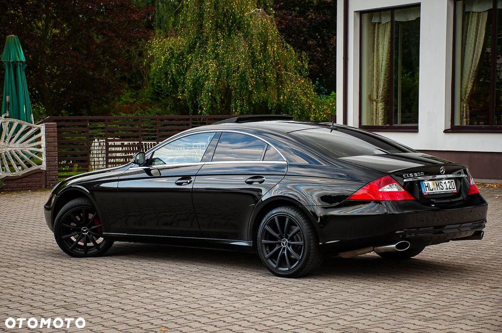 Mercedes-Benz CLS 500 - 33
