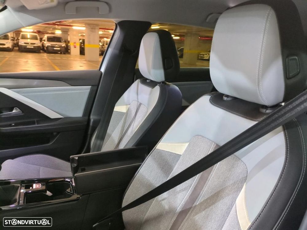 Opel Astra 1.5 D Elegance - 5