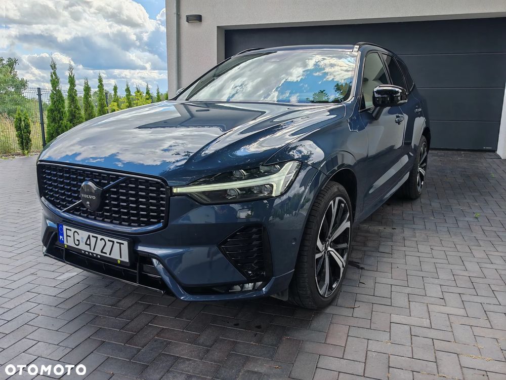 Volvo XC 60 B4 D AWD Ultimate Dark - 1