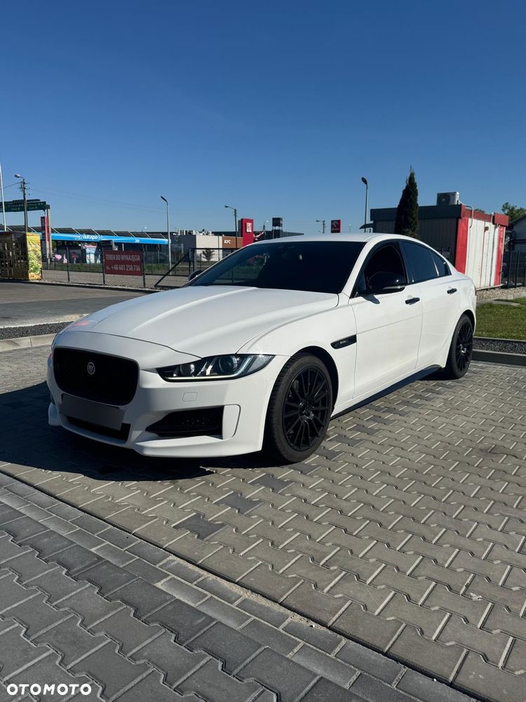 Jaguar XE 20d R-Sport Ingenium Edition - 20