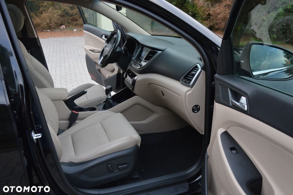 Hyundai Tucson 1.6 Turbo 4WD Intro Edition - 12