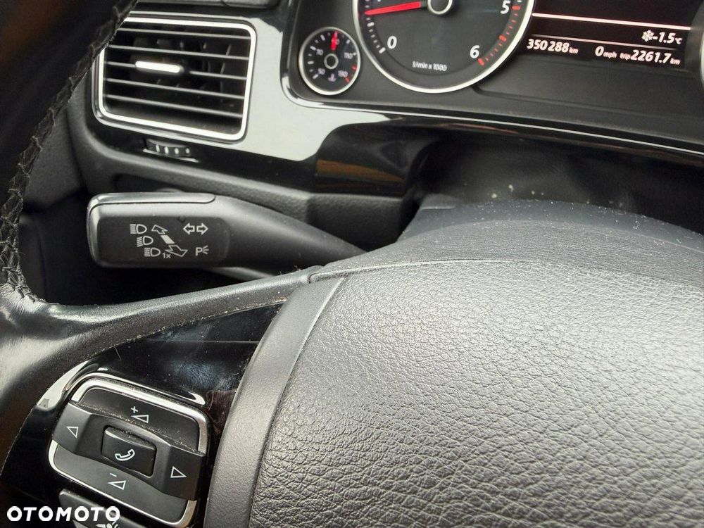 Volkswagen Touareg - 23