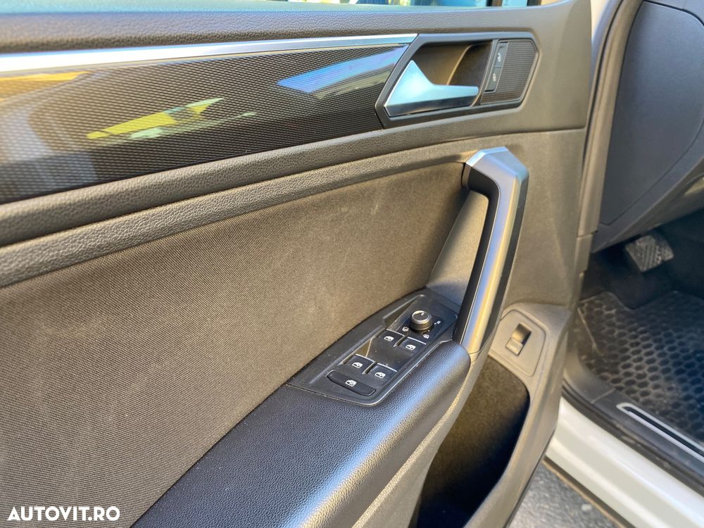 Volkswagen Tiguan 2.0 TDI 4Mot DSG Comfortline - 20