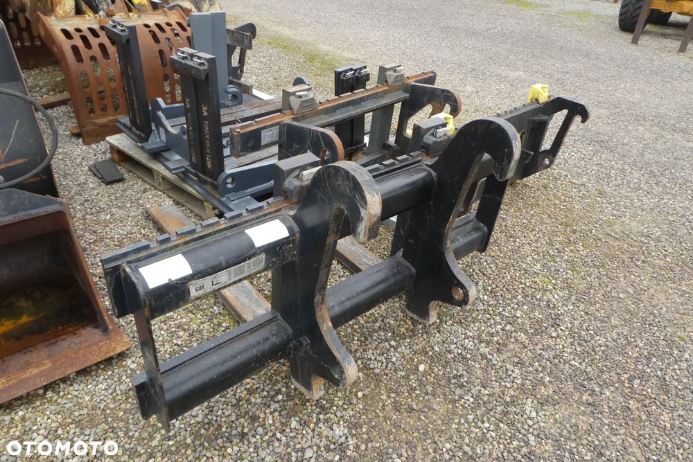Caterpillar 444 -O7A Z NIEMIEC - 33