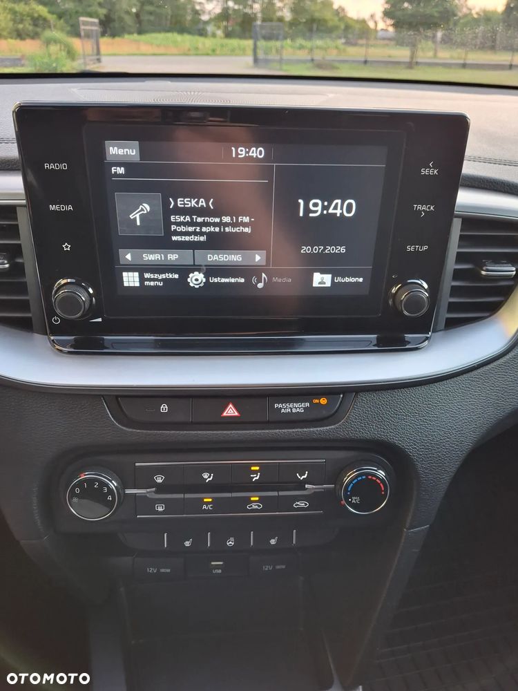 Kia Ceed 1.0 T-GDI 120 OPF Edition 7 - 30