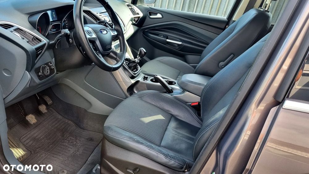 Ford Grand C-MAX 2.0 TDCi Titanium - 20