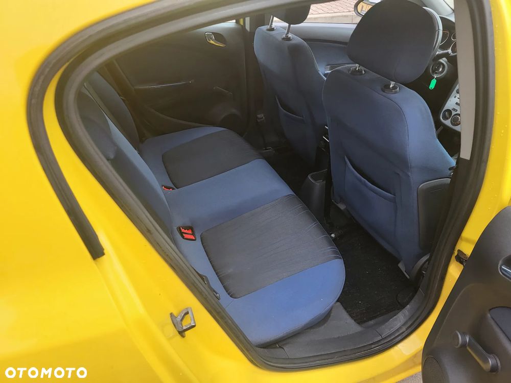 Opel Corsa 1.4 Cosmo - 21