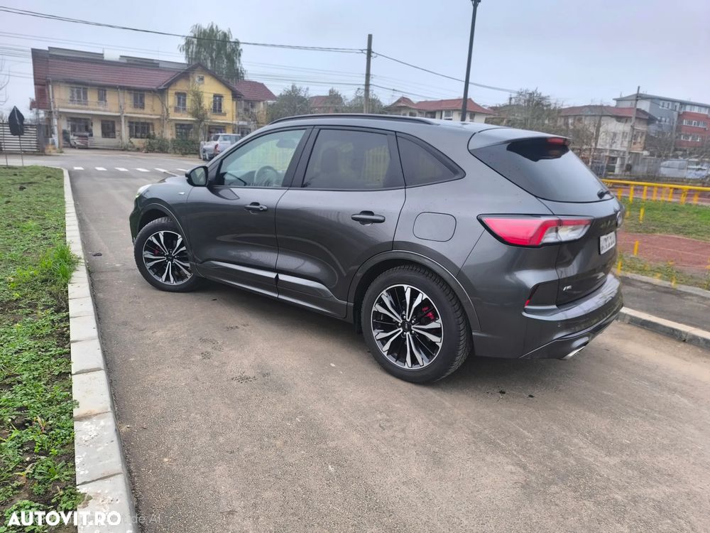 Ford Kuga - 17