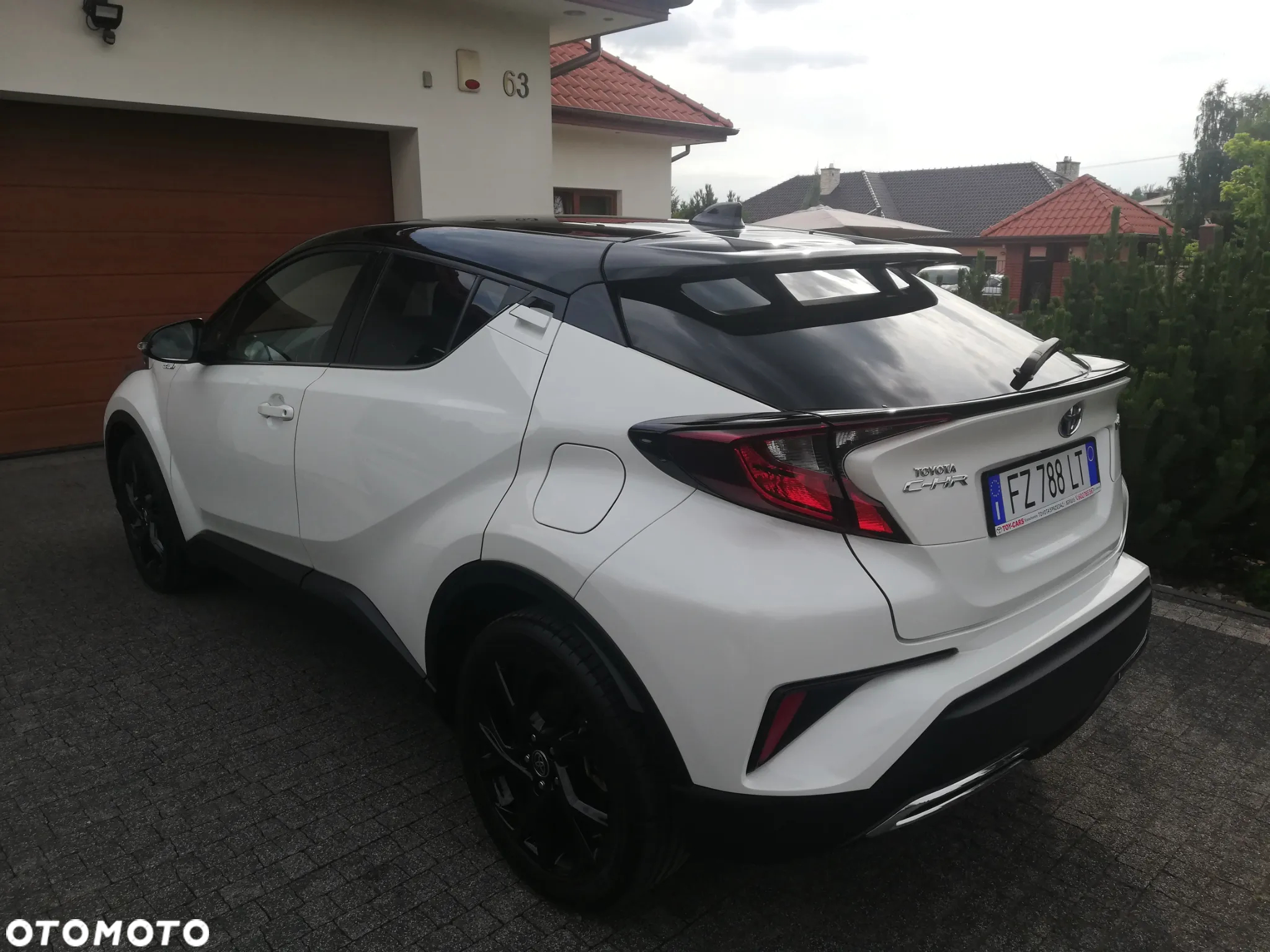 Toyota C-HR - 10
