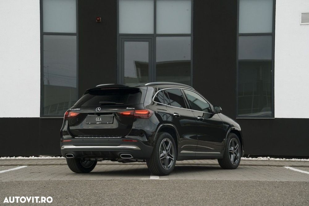 Mercedes-Benz GLA 220 d 4MATIC Aut. - 33