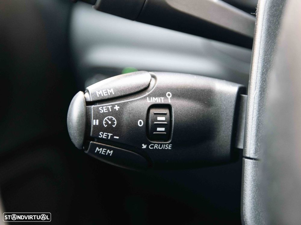 Citroën C3 1.2 PureTech Feel - 25