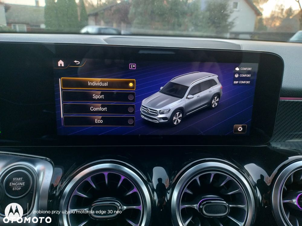 Mercedes-Benz GLB 200 d 4-Matic AMG Line 8G-DCT - 33