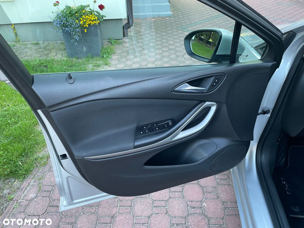 Opel Astra 1.4 T S&S - 14