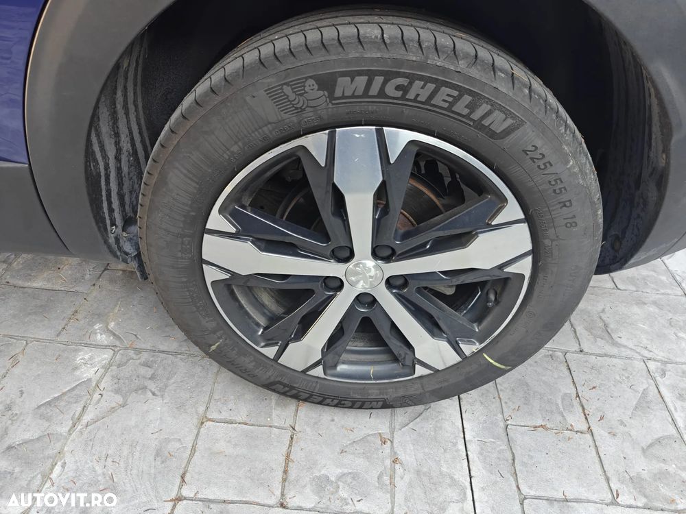 Peugeot 3008 1.6 PureTech Turbo S&S EAT8 GT-Line - 14