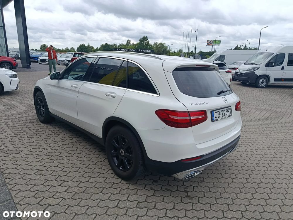 Mercedes-Benz GLC 220 d 4-Matic - 2