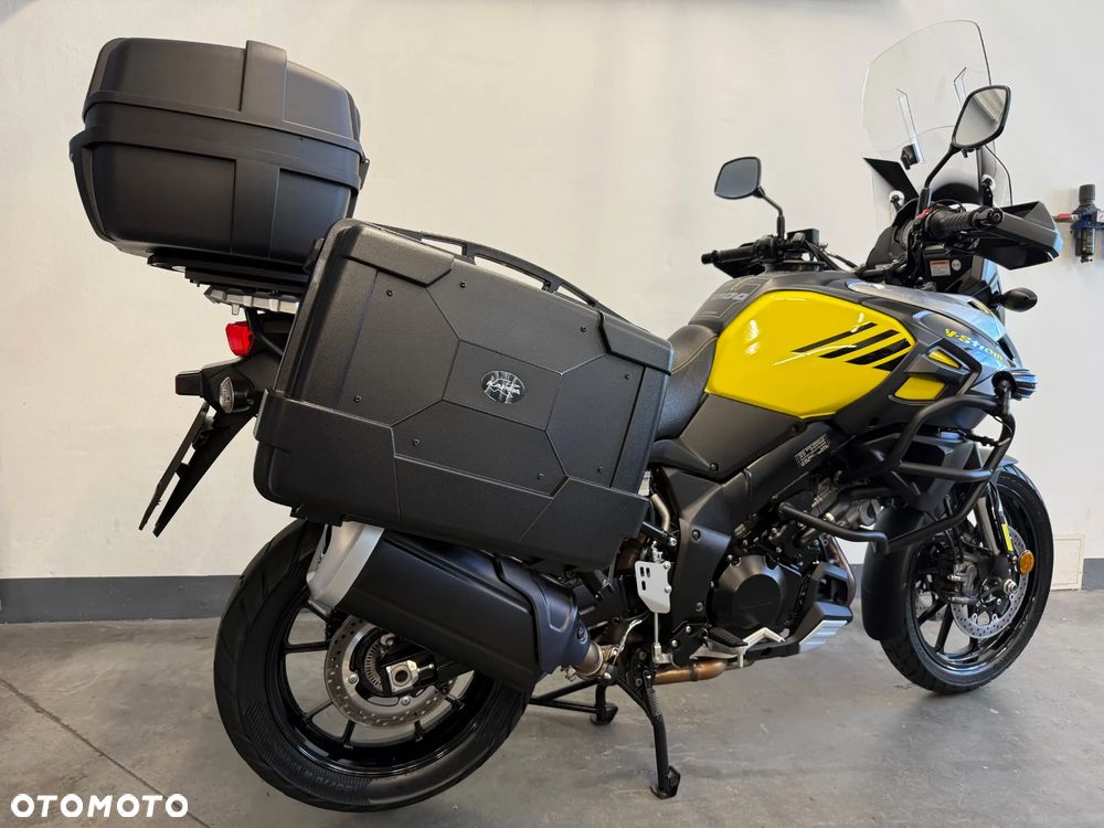 Suzuki V-STROM - 3