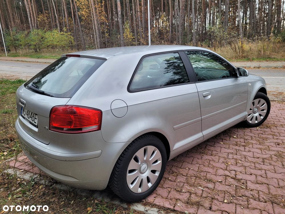 Audi A3 3-drzwiowe 1.6 Ambiente - 3