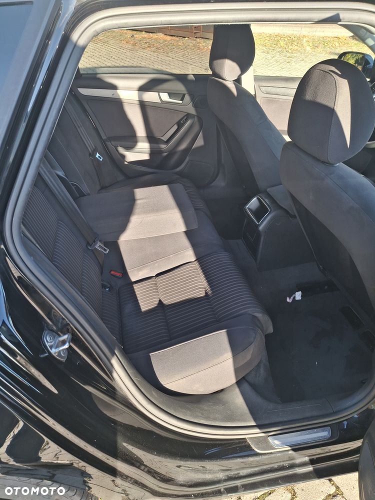 Audi A4 Avant - 6