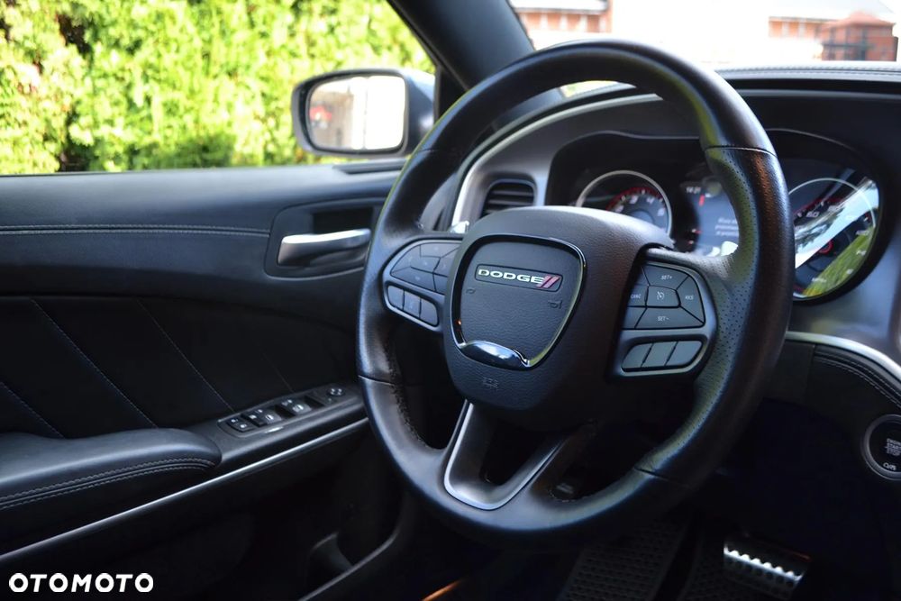 Dodge Charger ver-5-7-r-t - 35