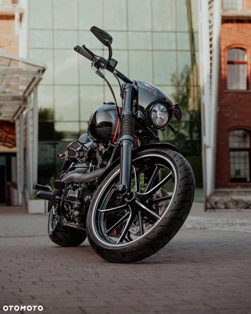 Harley-Davidson FXSB Breakout - 2