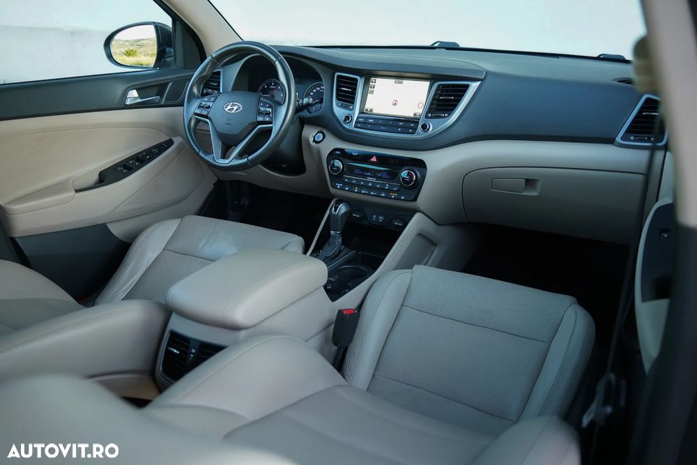 Hyundai Tucson 2.0 CRDI 4WD 6AT Luxury+ - 15