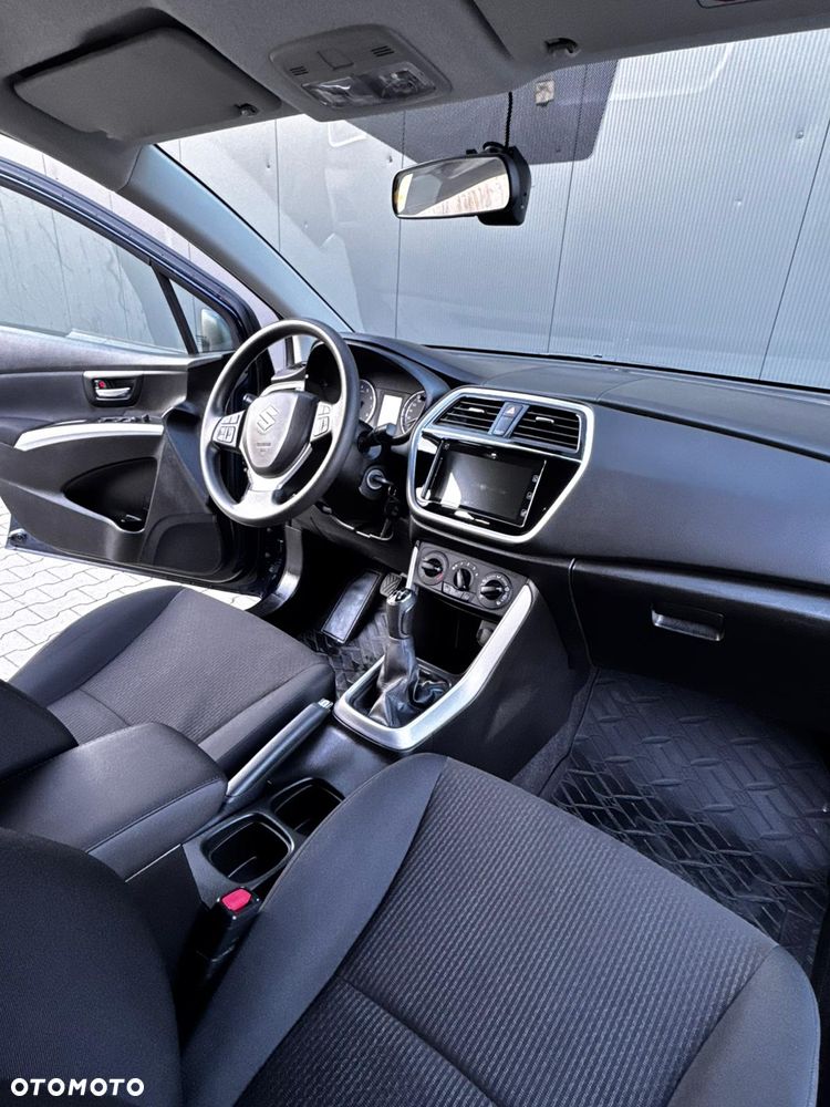 Suzuki SX4 S-Cross - 17