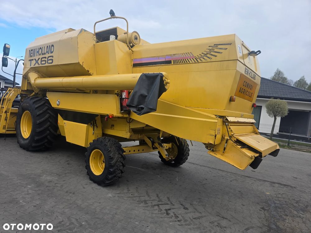 New Holland TX 66 - 4