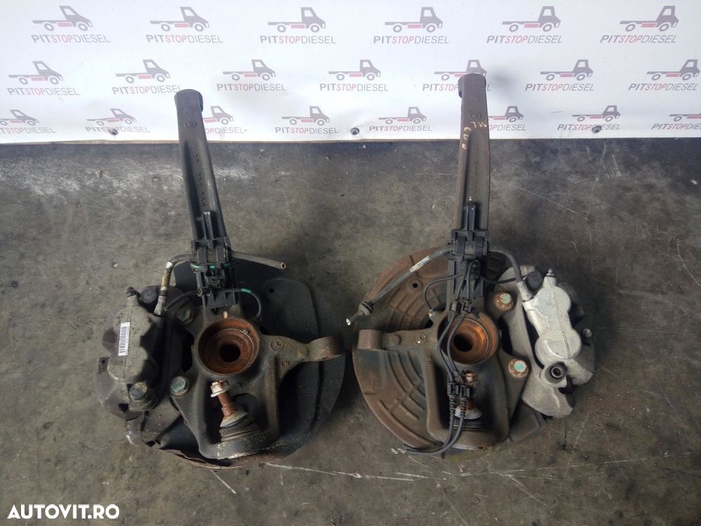 Fuzeta dreapta fata Mercedes ML W164 3.0 CDI 2006 2007 2008 2009 2010 - 1