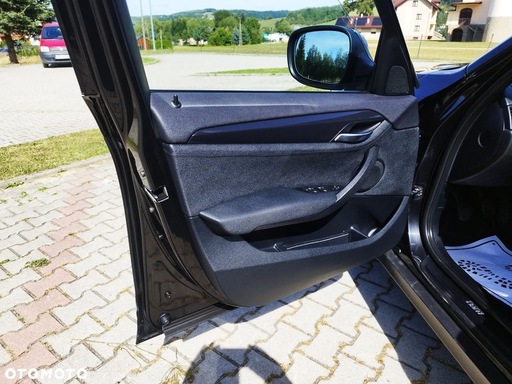 BMW X1 xDrive20d - 23