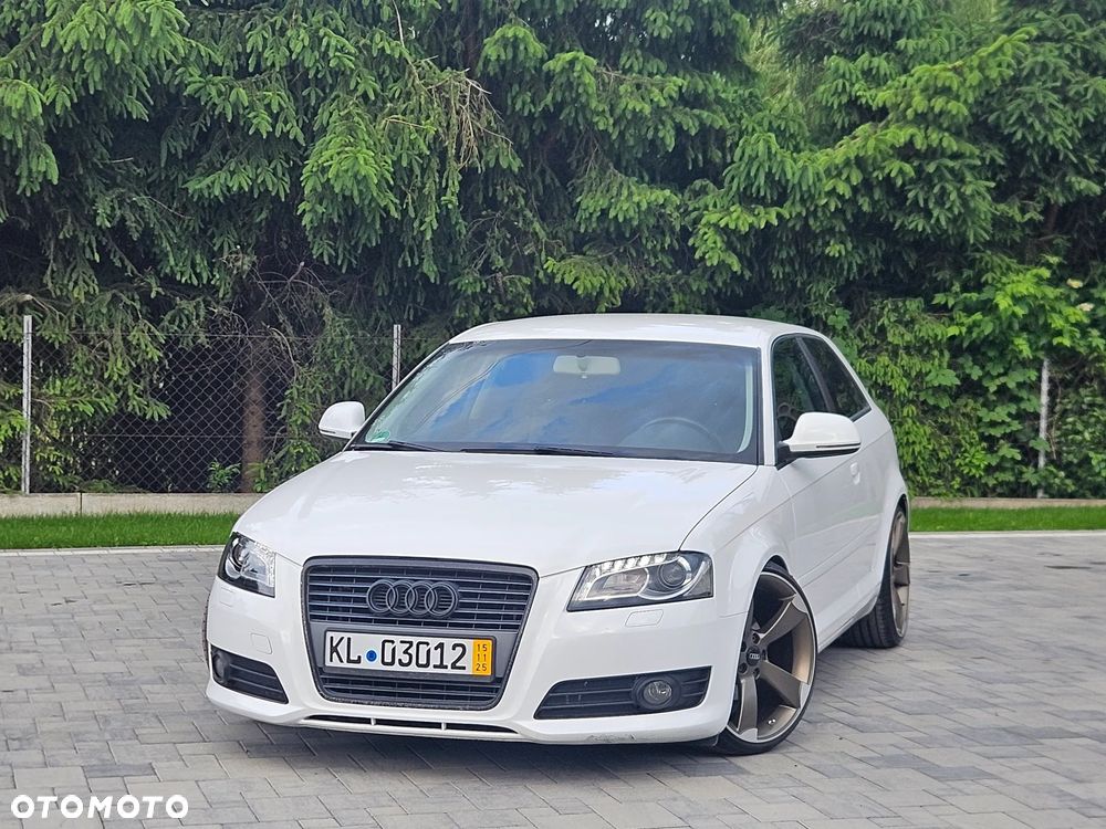 Audi A3 3-drzwiowe 1.6 Attraction - 3