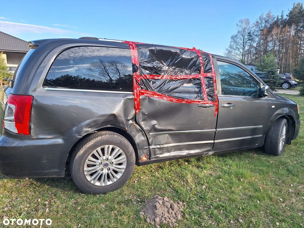 Lancia Voyager 2.8CRD Silver - 7