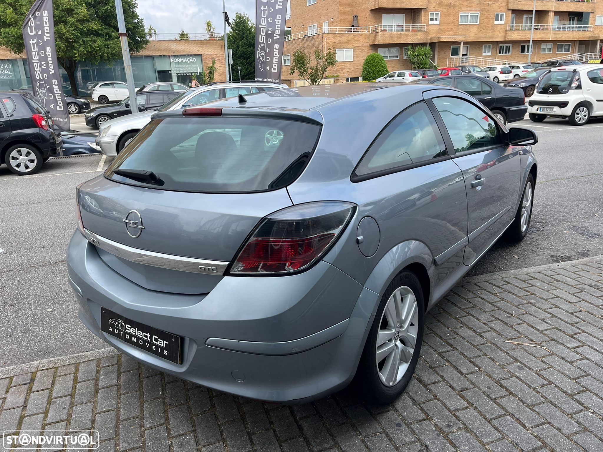 Opel Astra GTC 1.3 CDTi - 7