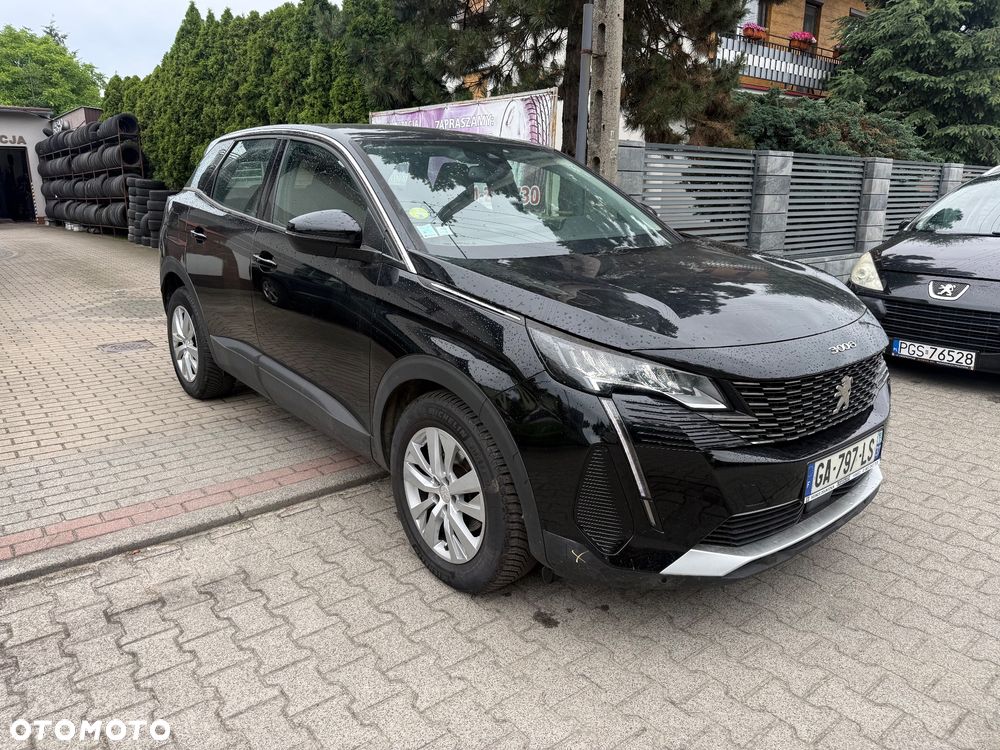 Peugeot 3008 BlueHDi 130 Stop & Start EAT8 Allure - 4